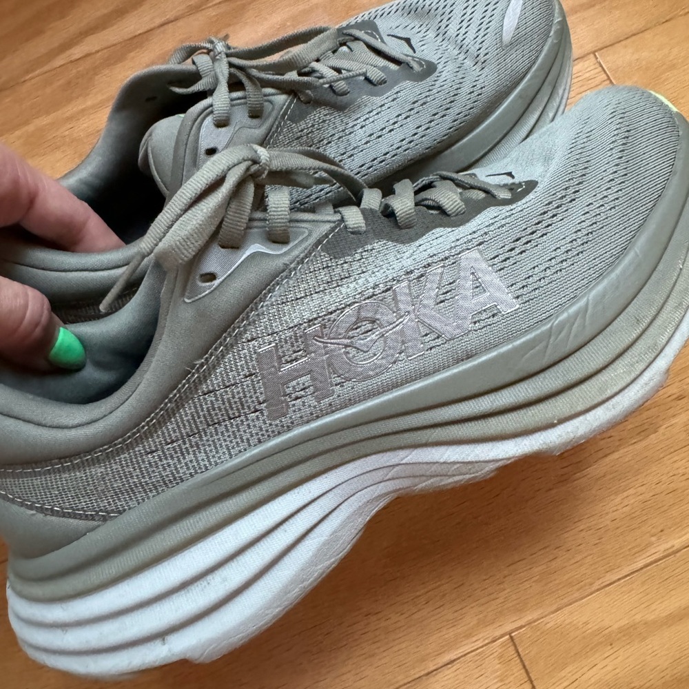Hoka women’s Bondi 8 running shoes